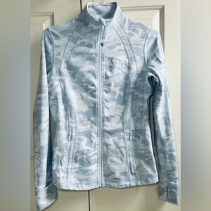 🍒LULULEMON CAMO DEFINE Jacket sz 12 ALPINE WHITE STARLIGHT ~ LUXTREME